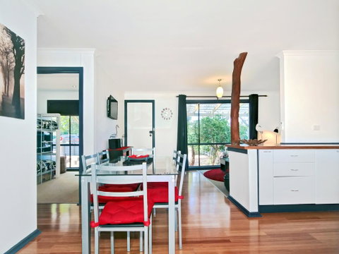 Sea Devine - Goulburn Accommodation 2