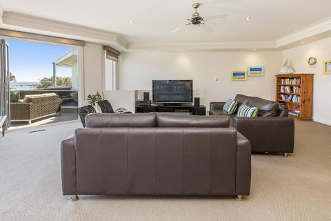 SEA GRANGE - MORNINGTON - Goulburn Accommodation 2