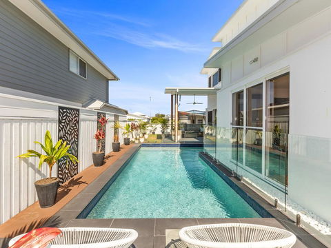 SEA SHELLS ON SEASIDE - Goulburn Accommodation 0
