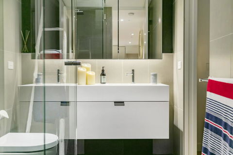 SEA TEMPLE - MORNINGTON - Goulburn Accommodation 2