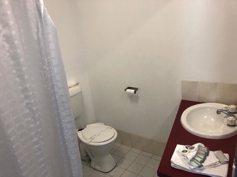 Seabreeze Beach Hotel - Goulburn Accommodation 2