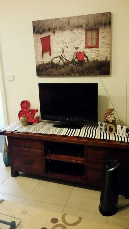 Self-contained Private 2 Bedroom Apartment - Goulburn Accommodation 3