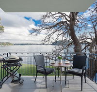 Serene And Stylish Harbourside Apartment - Goulburn Accommodation