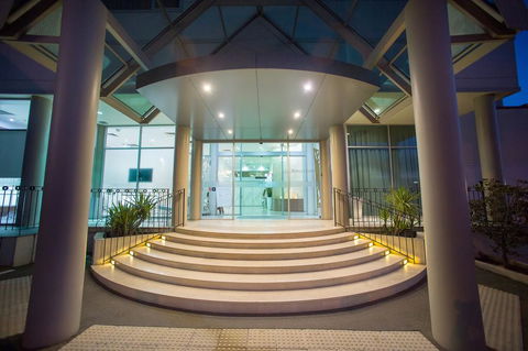 Sfera's Park Suites & Convention Centre - Goulburn Accommodation 0