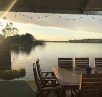 Shack built over the Murray River - Goulburn Accommodation