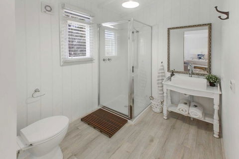 Shearers Cottage - Pet Friendly Holiday Accommodation - Goulburn Accommodation 2