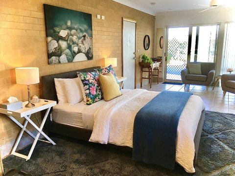 SilverWaters Waterfront Accommodation - Goulburn Accommodation 0