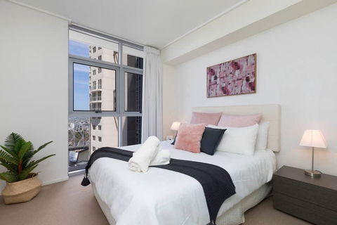 SK2 - 3BR With Pool Gym Steam Room In Story Bridge - Goulburn Accommodation 0