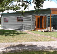 Sleepy Hollow Hideout - Hideout 1 - Goulburn Accommodation