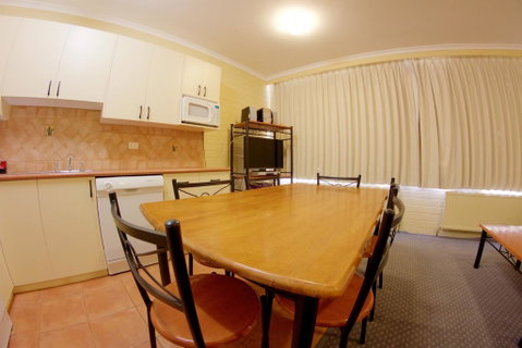 Snow Ski Apartments 03 - Goulburn Accommodation 3