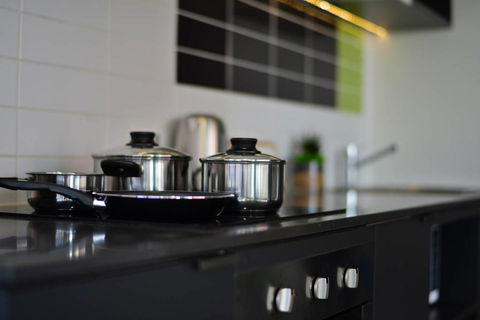 Spacious Docklands 2 Bedroom 2 Bathroom Apartment - Goulburn Accommodation 3