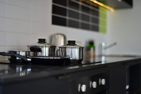 Spacious Docklands 2 Bedroom 2 Bathroom Apartment - Goulburn Accommodation 3