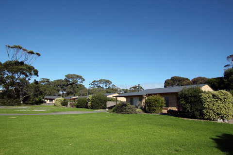 Spring Bay Villas - Goulburn Accommodation 0