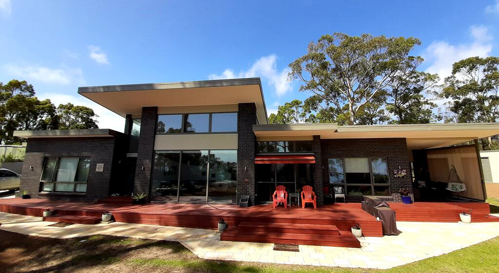 Spring Beach TAS Goulburn Accommodation