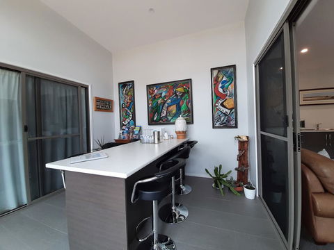 Spring Beach Garden Retreat - Goulburn Accommodation 1