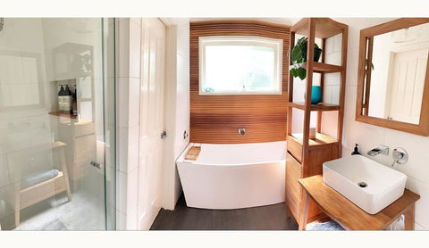 Steep Creek Retreat - Goulburn Accommodation 1