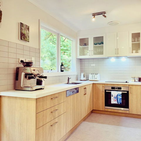 Steep Creek Retreat - Goulburn Accommodation 3