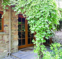 Stonehenge Retreat - Goulburn Accommodation