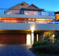 Sundecks - Goulburn Accommodation