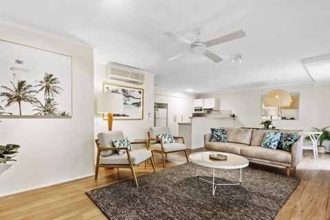 Sunset Cove Noosa - Goulburn Accommodation 0