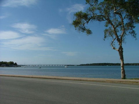 Sunsets From Your Front Patio - Sylvan Beach Esp, Bellara - Goulburn Accommodation 2