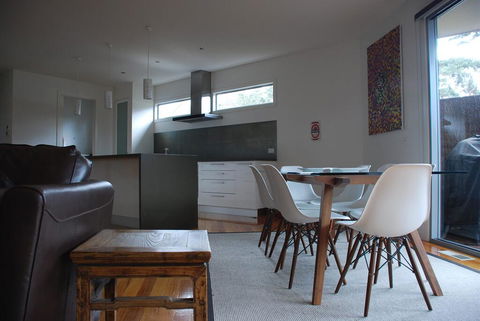 SURF Side SECRET INVERLOCH - Goulburn Accommodation 2