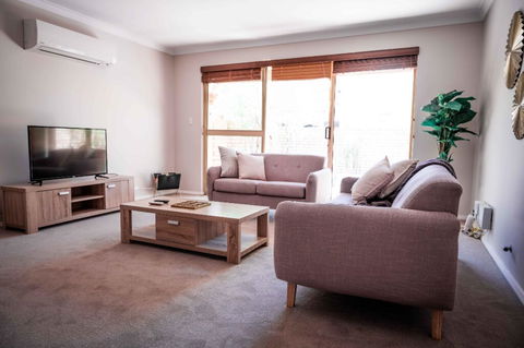 SWAN RIVER STAY, PERTH, WIFI, NETFLIX, APPLECROSS, FREO - Goulburn Accommodation 0