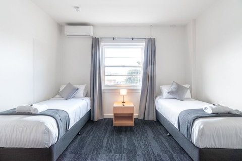 Sydney Junction Hotel - Goulburn Accommodation 3