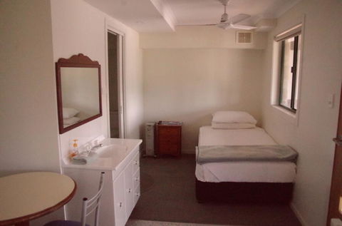 T's Resort & Motel - Goulburn Accommodation 2