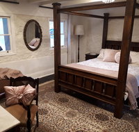 Tanilba House - Goulburn Accommodation
