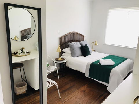 Tea Gardens Hotel - Goulburn Accommodation 2