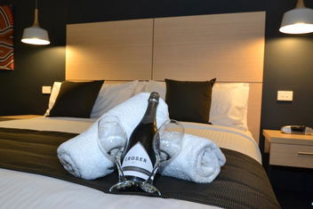 The Astor Suites with Goulburn Accommodation