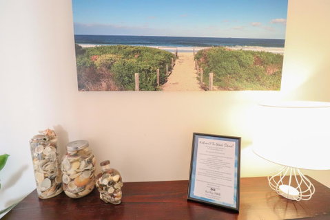 The Beach Shack - Goulburn Accommodation 2