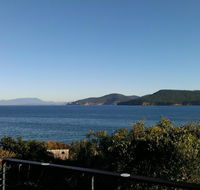 Larus Waterfront Cottage - Goulburn Accommodation