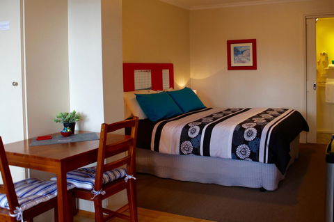 Sails On Port Sorell Boutique Apartments - Goulburn Accommodation 10