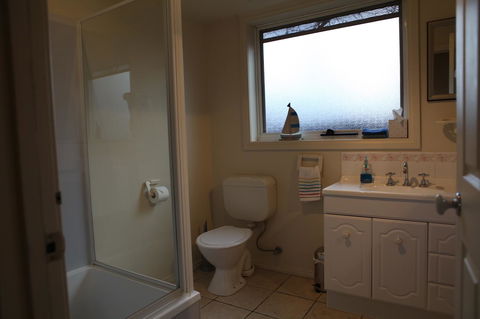 Sails On Port Sorell Boutique Apartments - Goulburn Accommodation 12