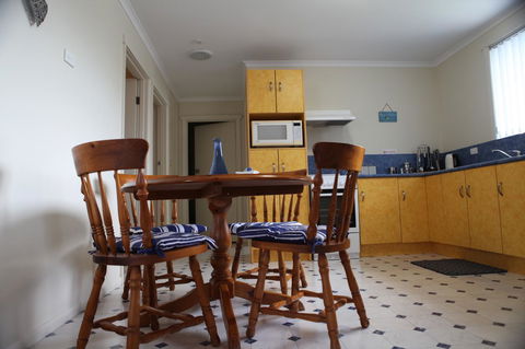 Sails On Port Sorell Boutique Apartments - Goulburn Accommodation 1