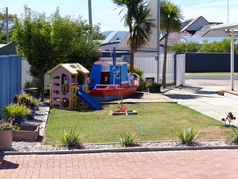 Sails On Port Sorell Boutique Apartments - Goulburn Accommodation 21