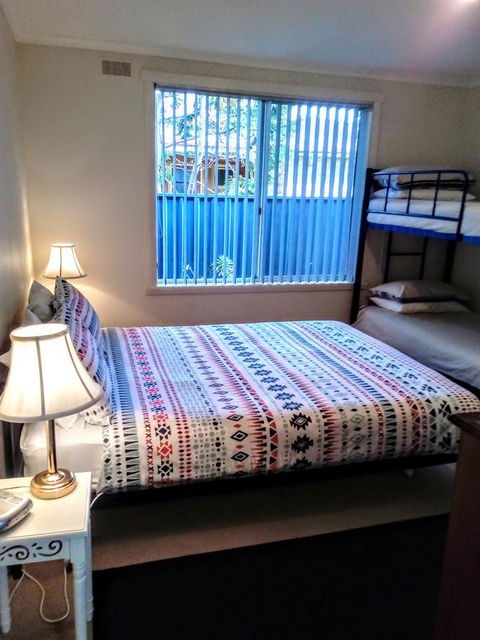 Sails On Port Sorell Boutique Apartments - Goulburn Accommodation 17