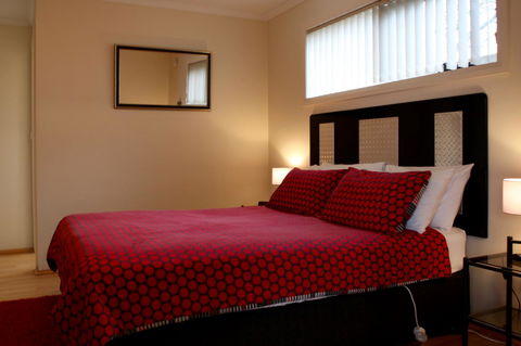 Sails On Port Sorell Boutique Apartments - Goulburn Accommodation 13