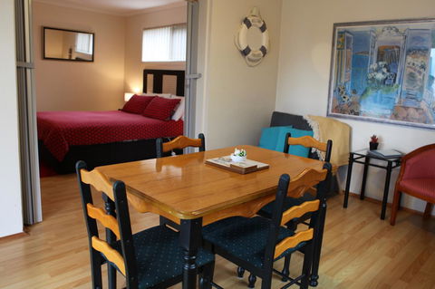 Sails On Port Sorell Boutique Apartments - Goulburn Accommodation 14