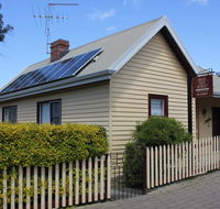 Bridge View Retreat - Goulburn Accommodation