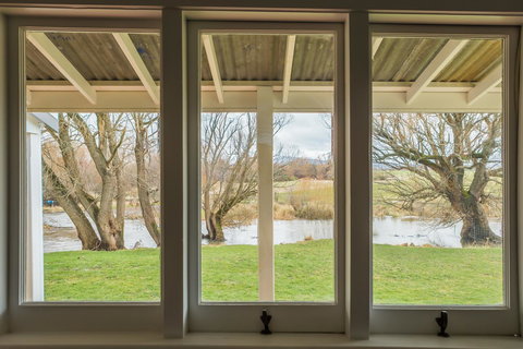 Ratho Farm - Goulburn Accommodation 13