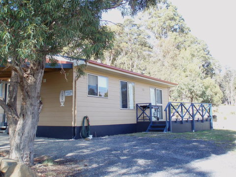 Highland Cabins And Cottages At Bronte Park - Goulburn Accommodation 25