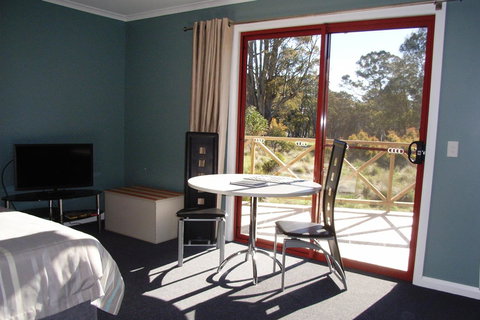 Highland Cabins And Cottages At Bronte Park - Goulburn Accommodation 1