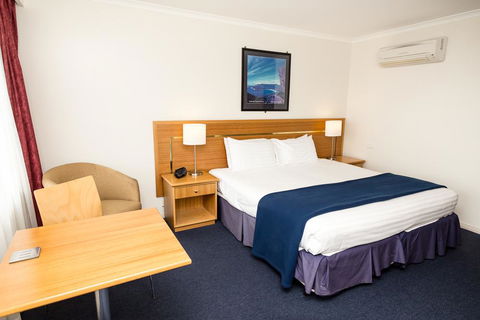 Edgewater Hotel - Goulburn Accommodation 11