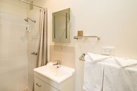 Edgewater Hotel - Goulburn Accommodation 16