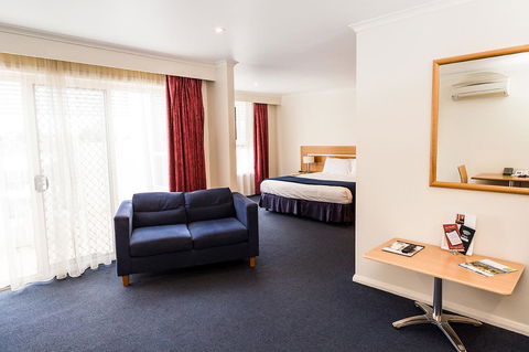 Edgewater Hotel - Goulburn Accommodation 26