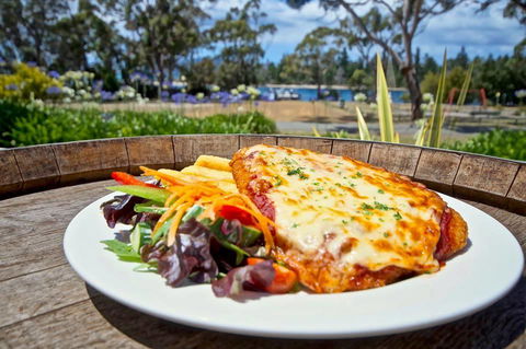Orford Blue Waters Hotel - Goulburn Accommodation 40
