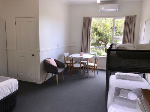 Orford Blue Waters Hotel - Goulburn Accommodation 22